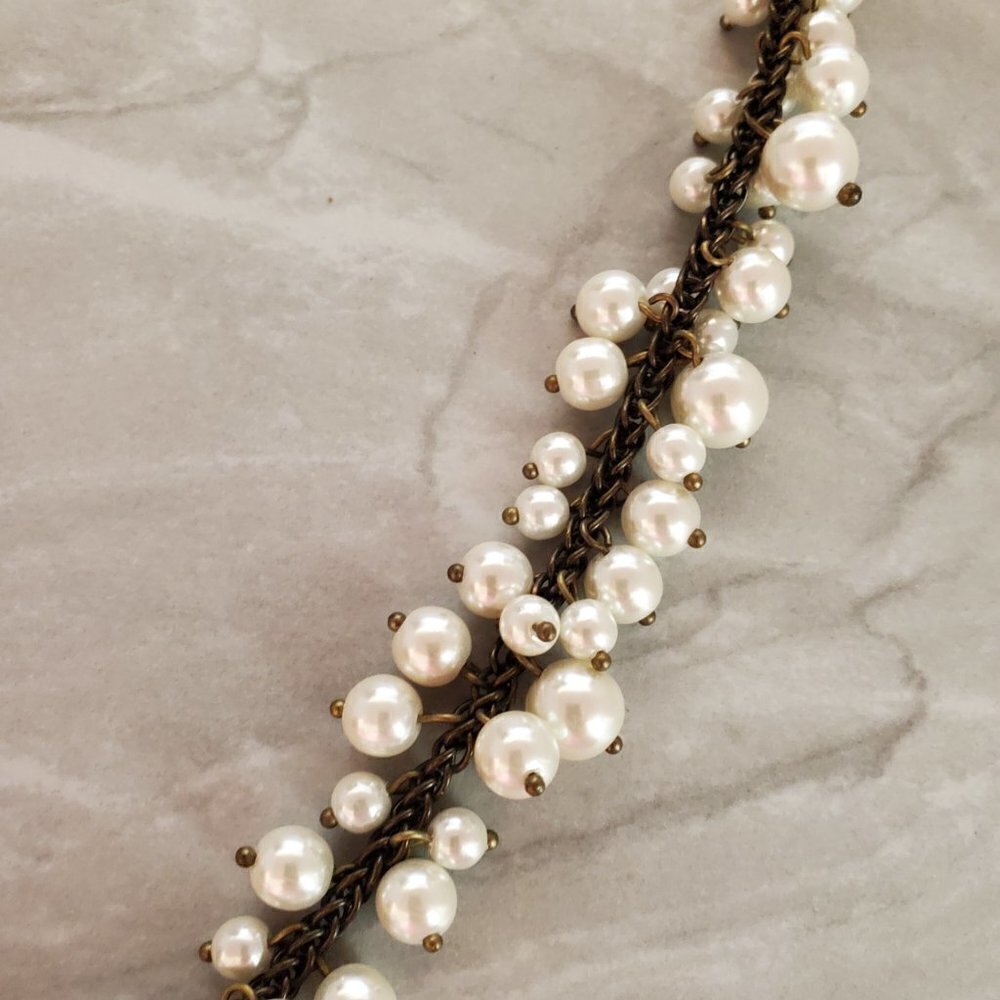 💕 J.Crew Pearl Cluster Antiqued Necklace 💕 - Picture 5 of 11